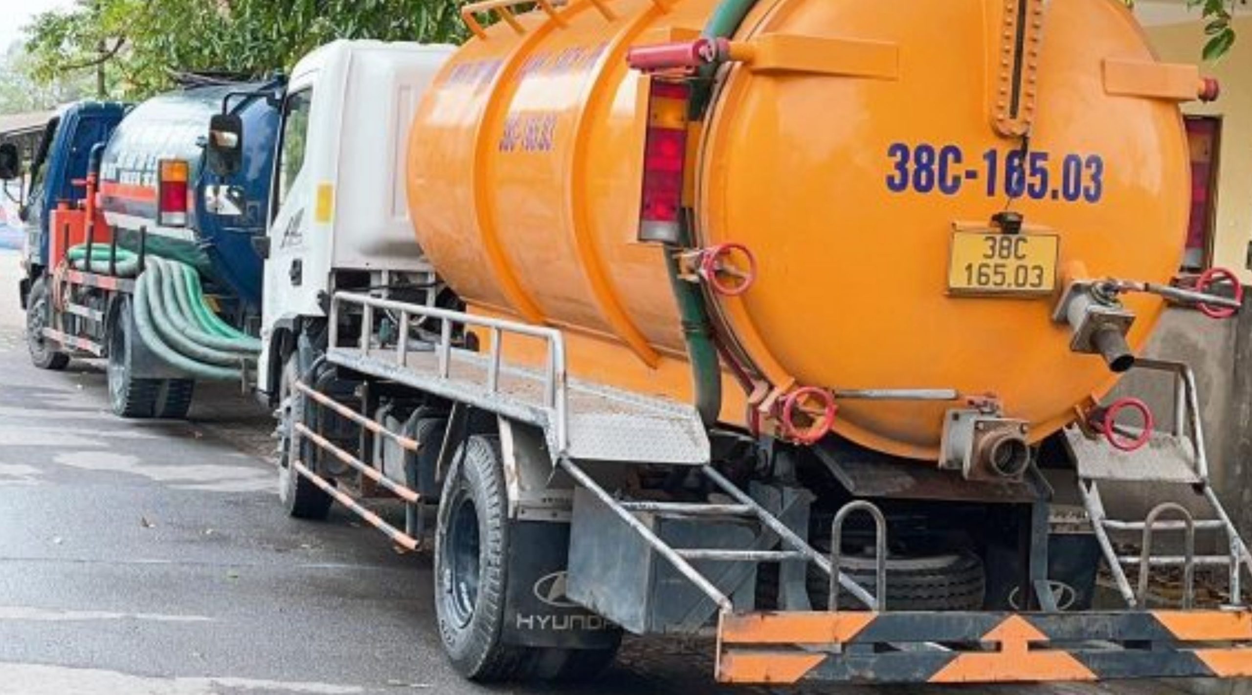 Hút hầm cầu Gò Công xử lý nhanh sạch hỗ trợ tận nơi
