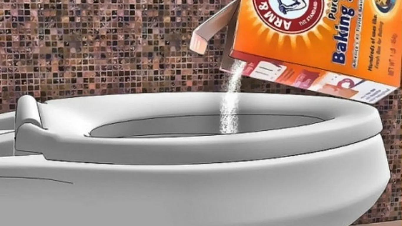 Thông Bồn Cầu Bằng Baking Soda Đơn Giản Tại Nhà
