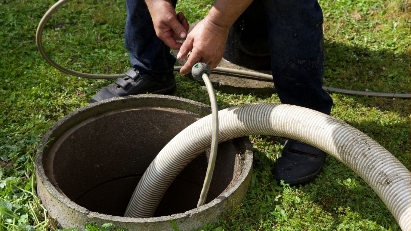 Cách Xử Lý Khi Hầm Cầu Có Dấu Hiệu Bị Đầy